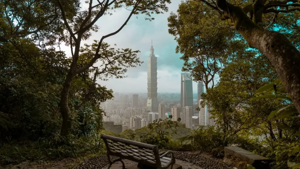 دليل عملي للمعلنين في السودان لكيفية العثور على مبدعي Twitch سعوديين، تفاوض على صفقات أجر ثابت، وتقييم المخاطر والنتائج، مع أدوات ونصائح محلية.