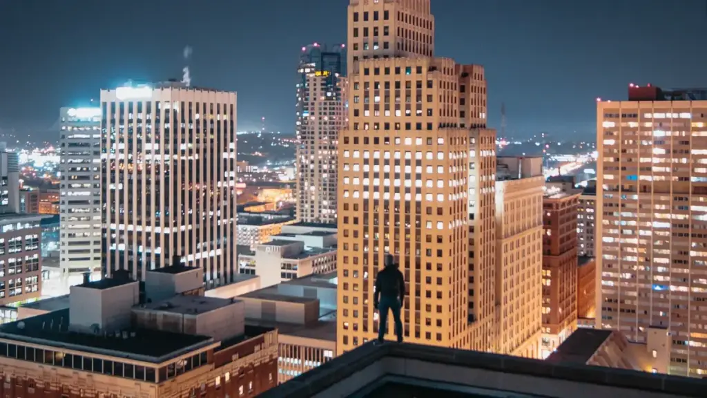 دليل عملي لصانعي المحتوى في السودان عن طرق الوصول لبراندات نيجيرية على Snapchat وصناعة محتوى متابعة يجذب فانز ويولد مبيعات.