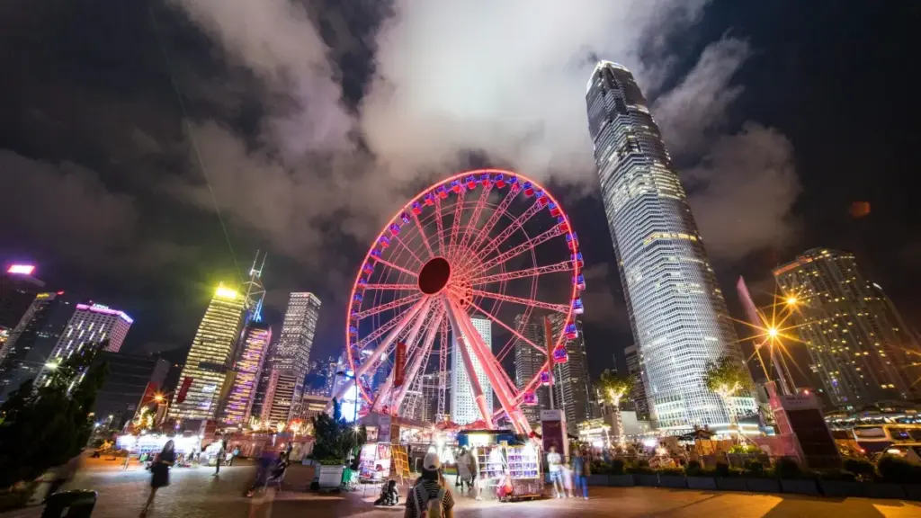 دليل عملي للسودانيين عن كيفية الوصول لعلامات تجارية سويدية عبر KakaoTalk للترويج المتبادل، مع خطوات، أمثلة محلية، ونصائح عملية.