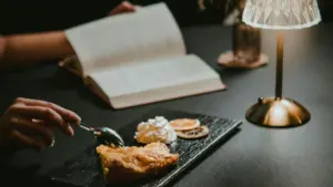 دليل عملي للمبدعين في السودان يشرح خطوات الوصول لعلامات أستراليا على Snapchat لصنع محتوى فتنس براندد، مع أمثلة، تنبؤات ترندز، ونصائح تنفيذية مبنية على حالات فعلية.