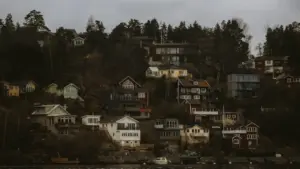 دليل عملي للسودانيين عن الوصول لعلامات قبرص على Rumble، طرق تواصل، تكتيكات حملة، ومتطلبات السوق المحلية والإعلانات.