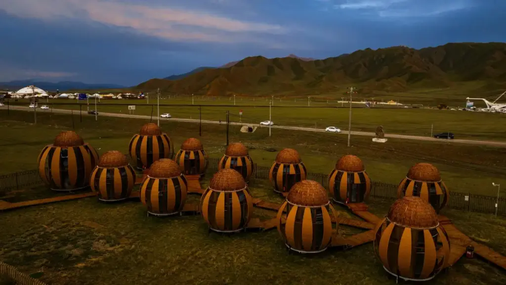 دليل عملي للمعلنين في السودان عن كيفية العثور على صناع محتوى برازيليين على WeChat للوصول لجماهير نيشية، مع نصائح تنفيذية، أدوات، وتحذيرات خصوصية.