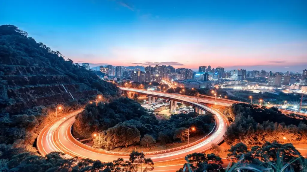 دليل عملي للعثور على كرييتورز فنلندا على Twitter وبناء دفع مبيعات بقيادة الكرييتورز بطريقة ذكية، قابلة للقياس، ومناسبة للسوق.